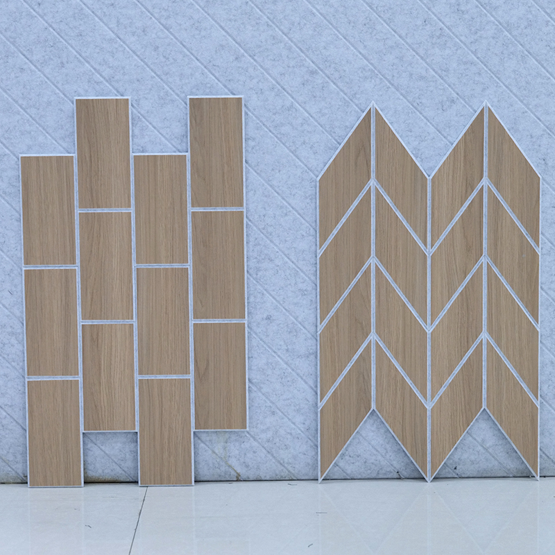 Painéil Fuaimiúla Adhmaid Dearadh Nua-Aimseartha Préimhe le haghaidh Boird Painéil Balla Ionsúite Fuaime den Scoth le haghaidh Óstáin Scoile Baile